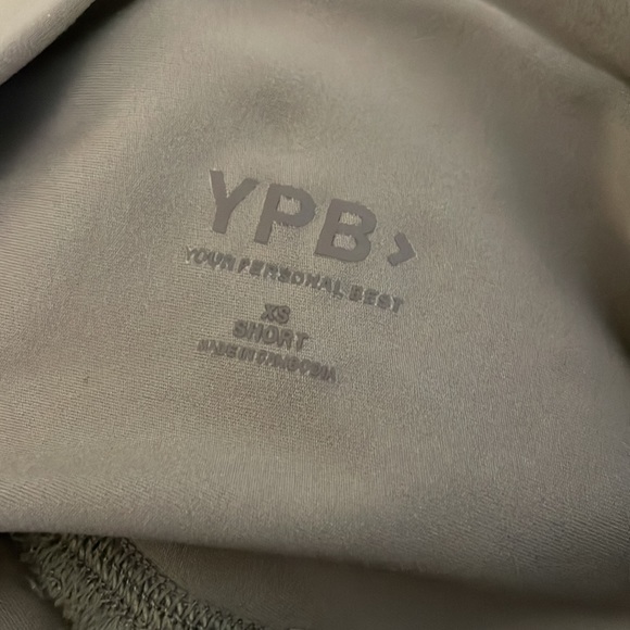 Abercrombie YPB leggings - Picture 2 of 2